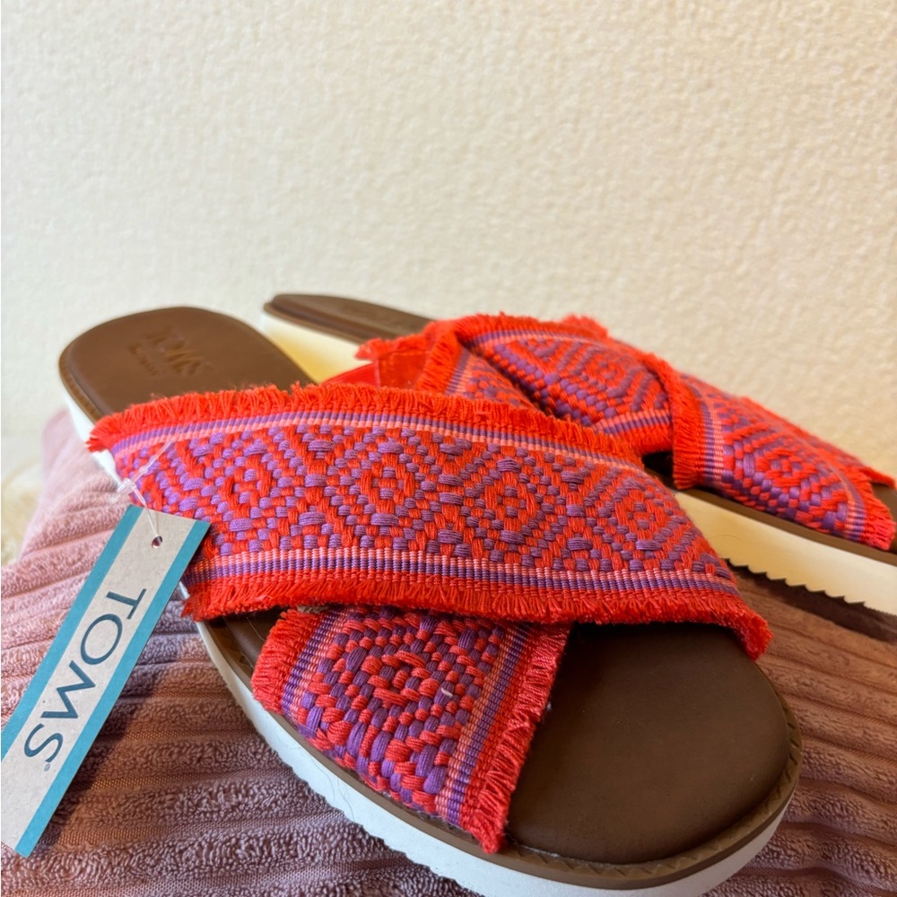 TOMS Women's Vibrant Crossover Slide Sandals